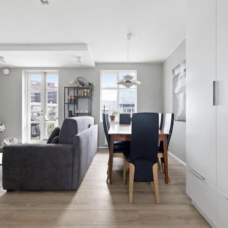 Cheerful Down Town Apartment 雷克雅維克 外观 照片